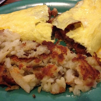 The Potholder Cafe - Ranchero Omelette w/corned beef hash & bacon. - Breakfast & Brunch Near Me - Long Beach, California