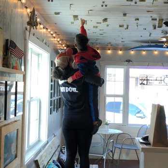Surfin' Spoon - Ice Cream & Frozen Yogurt Near Me - Nags Head, North Carolina Surfin' Spoon - Ice Cream & Frozen Yogurt Near Me - Nags Head, North Carolina