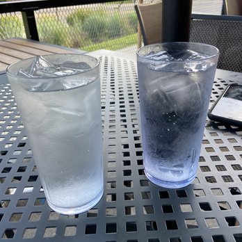 Town Hall Station - Both water cups filled up nicely! - American Near Me - Edina, Minnesota