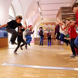 ZOOM Kindermuseum - Verein ZOOM Kindermuseum - ZOOM Ausstellung "Du und ich, dort und da" Coyright: ZOOM Kindermuseum/J.J. Kucek