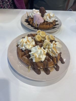 Westfield Carousel by null