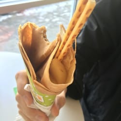 Youmi Crepes and Bubble Tea - A apple cinnamon crepe!!! Perfectly cooked crepe!!