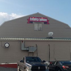 Brushy Mountain Smokehouse & Creamery - Rear of restaurant