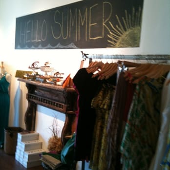 Holly's - Women's Clothing Near Me - Nashville, Tennessee