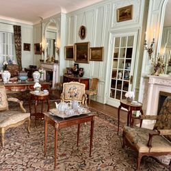 Staatsburgh State Historic Site - Tea area.