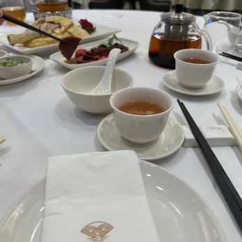 Sea Harbour Seafood Restaurant - Dim Sum Near Me - Richmond, British Columbia