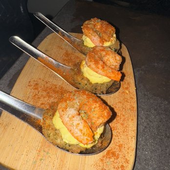 EAT DRINK RELAX - Updated May 2024 - 234 Photos & 109 Reviews - 1001