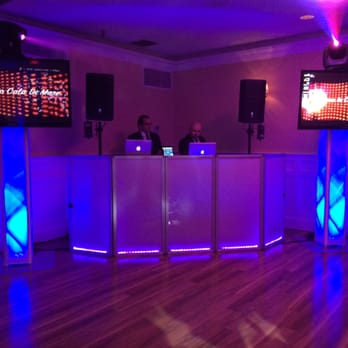 Cala Di Mare - Picture of PowerBeats Productions Dj Set Up on New Year's Eve Celebration in Cala Di Mare Party Room - Italian Near Me - Rockville Centre, New York Cala Di Mare - Picture of PowerBeats Productions Dj Set Up on New Year's Eve Celebration in Cala Di Mare Party Room - Italian Near Me - Rockville Centre, New York