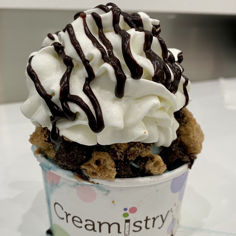 Creamistry - Cookie Monster Ice Cream, Chips Ahoy® Cookies, Oreo® Cookies, Chocolate Fudge Drizzle, Whipped Cream - Ice Cream & Frozen Yogurt Near Me - Baton Rouge, Louisiana