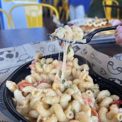 I Heart Mac & Cheese - Lobster & White Truffle Mac and Cheese