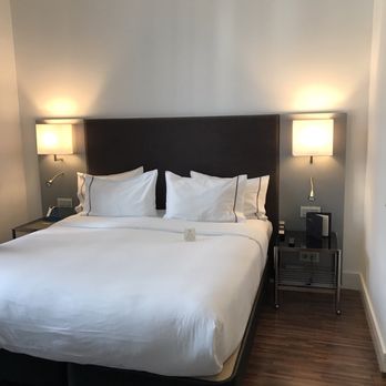 Hotel Palacio del Retiro, Autograph Collection - Room/bed - Hotels Near Me - Madrid, M
