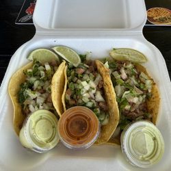Los Valcarcel - Steak Tacos