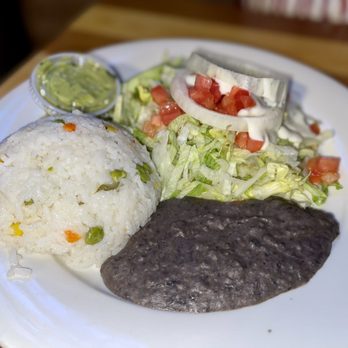 Mi Ranchito Resturant - The included sides w the fajita. - Seafood Near Me - Prov, Rhode Island