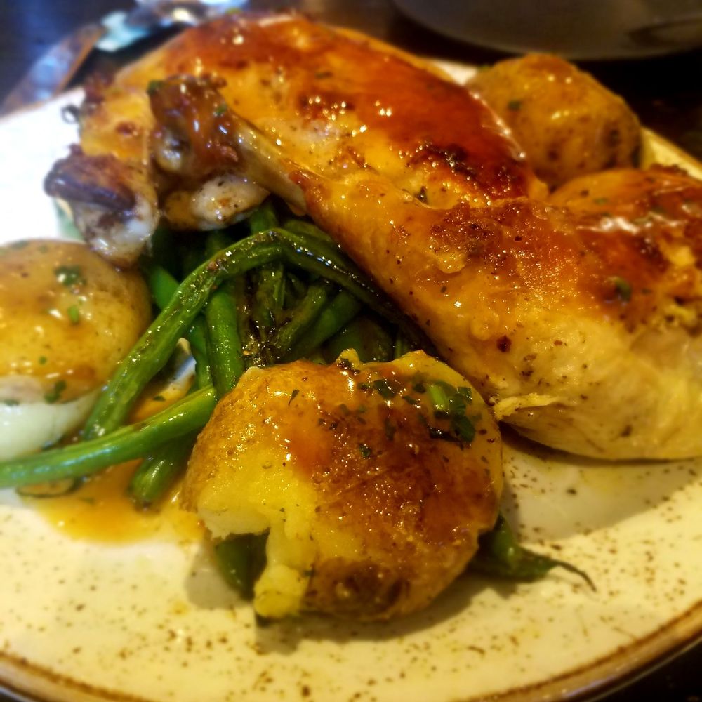 The Commoner - Half chicken.... YUMMY. - New American Near Me - Pittsburgh, Pennsylvania