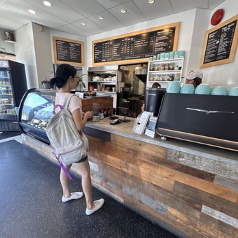 Noshy - Inside the cafe - Cafes Near Me - Squamish, British Columbia Noshy - Inside the cafe - Cafes Near Me - Squamish, British Columbia