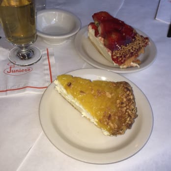 Junior's Restaurant - Bakeries Near Me - Brooklyn, New York