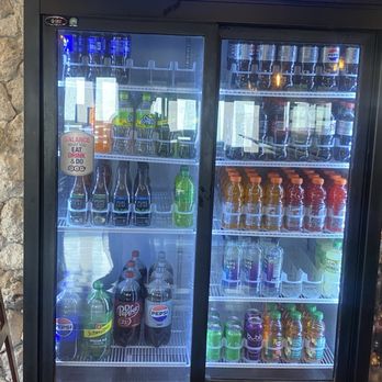 Verola's Pizzeria - Drink cooler - Pizza Near Me - Clearwater, Florida