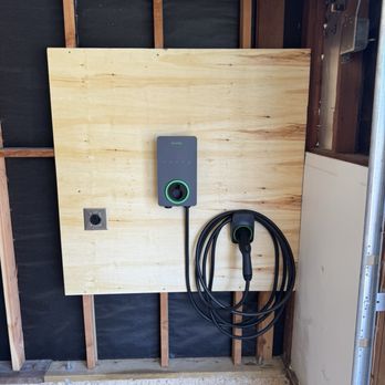 Surgeflow Electric - E.V. Charge Install! - Electricians Near Me - Sacramento, California Surgeflow Electric - E.V. Charge Install! - Electricians Near Me - Sacramento, California