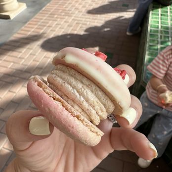 Honey & Butter Macarons - Macarons Near Me - Irvine, California Honey & Butter Macarons - Macarons Near Me - Irvine, California