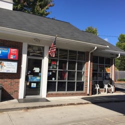 RPM Fuels - Store/ mini mart entrance.