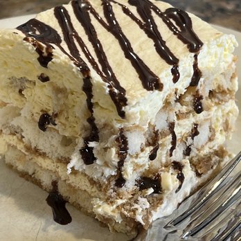 Antica Forma - Tiramisù, not a proper tiramisu unfortunately, I would not recommend - Pizza Near Me - Moab, Utah