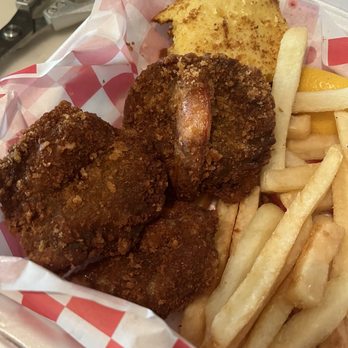Pica Pollo West - Fried Shrimp dinner - Caribbean Near Me - Cleveland, Ohio