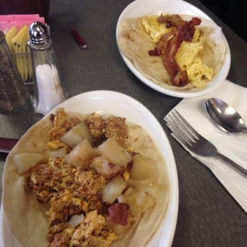Raizes Mexican Kitchen - Breakfast tacos - Mexican Near Me - Stafford, Texas Raizes Mexican Kitchen - Breakfast tacos - Mexican Near Me - Stafford, Texas