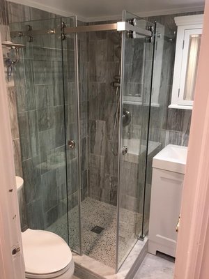 V-Y Glass and Mirror Services by null