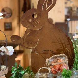 Osterdeko mit Osterhase aus Metall