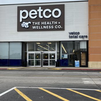 Petco - Pet Stores Near Me - Houston, Texas