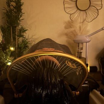 Blue Moon Head Spa - Shower - Massage Near Me - Orange, California Blue Moon Head Spa - Shower - Massage Near Me - Orange, California
