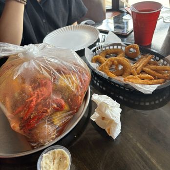 Cajun Boil - Cajun/Creole Near Me - Minneapolis, Minnesota