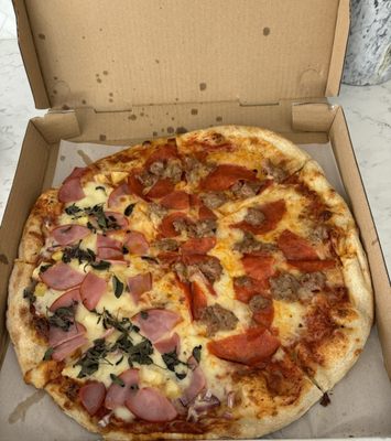 Crust Pizzeria by null