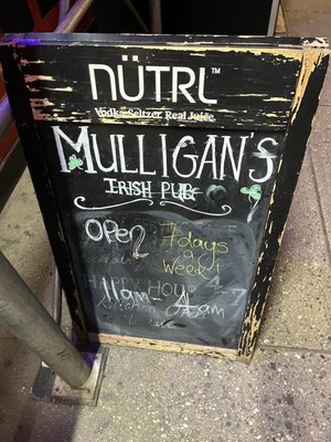 Mulligan's Pub by null