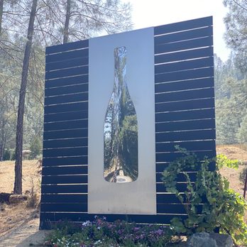 Maxville Winery - Wineries Near Me - St. Helena, California Maxville Winery - Wineries Near Me - St. Helena, California