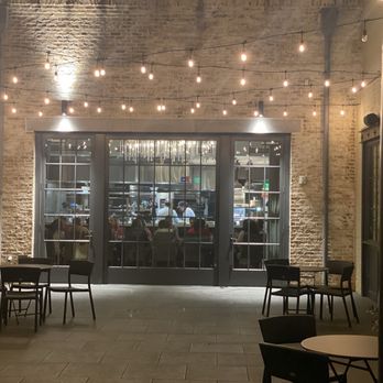 Ravello Ristorante - Outside seated area - Italian Near Me - Montgomery, Alabama