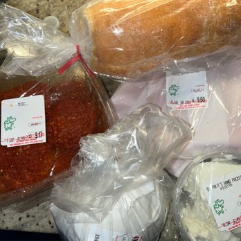 Di Palo's - Goodies - Fresh Ricotta, Mozzarella, Meatballs, Prosciutto Cotto and Panini - Cheese Shops Near Me - New York, New York