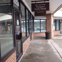 Thompson Family Dental - Dental clinic located in the shopping center near 888 Market