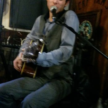 Nicky-Tam's - Reece Hillis, blues man. Go seek him out! - Pubs Near Me - Stirling, STG Nicky-Tam's - Reece Hillis, blues man. Go seek him out! - Pubs Near Me - Stirling, STG
