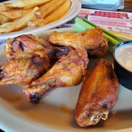 5 Traditional Wings with Mild sauce