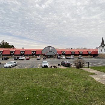 Don Q Inn - Hotels Near Me - Dodgeville, Wisconsin Don Q Inn - Hotels Near Me - Dodgeville, Wisconsin