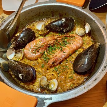 Arume - Seafood paella - Mediterranean Near Me - Barcelona, B Arume - Seafood paella - Mediterranean Near Me - Barcelona, B