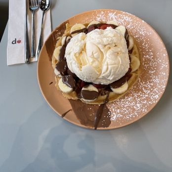 Demetres Downtown Markham - Belgian Waffle - Desserts Near Me - Markham, Ontario
