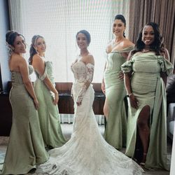 L'ezu Bridal Atelier - Costume mermaid style dress made in french lace.