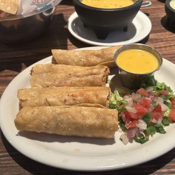 Red River Cantina - Happy hour Chicken Flautas +  Queso - Mexican Near Me - League City, Texas