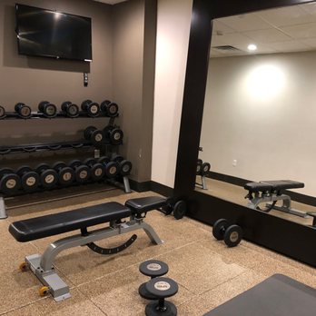 DoubleTree by Hilton Hotel Boston - Downtown - Gym - Hotels Near Me - Boston, Massachusetts DoubleTree by Hilton Hotel Boston - Downtown - Gym - Hotels Near Me - Boston, Massachusetts