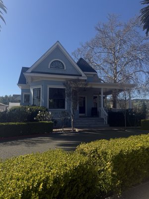 Vezér Family Vineyard - Blue Victorian by null