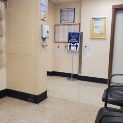 Maimonides Dental & Oral Surgery - Hand Sanitizer Supplied in Waiting Room - Very Responsible