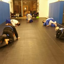 Upstream BJJ - Upstream Brazilian Jiu-Jitsu is Richmond's premier location to learn Brazilian Jiu-Jitsu! Get in shape and have fun doing it!