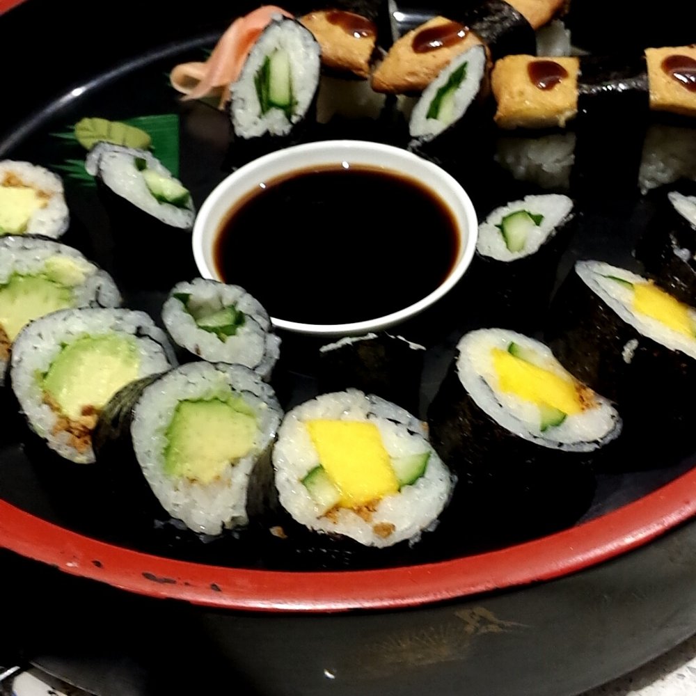 Zen Gardens - Maki rolls - Vegetarian Near Me - Mississauga, Ontario Zen Gardens - Maki rolls - Vegetarian Near Me - Mississauga, Ontario